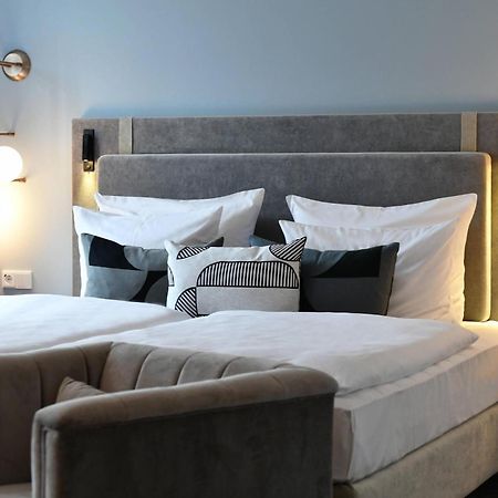 魏玛大象酒店-傲途格精选 外观 照片 A bedroom at the hotel
