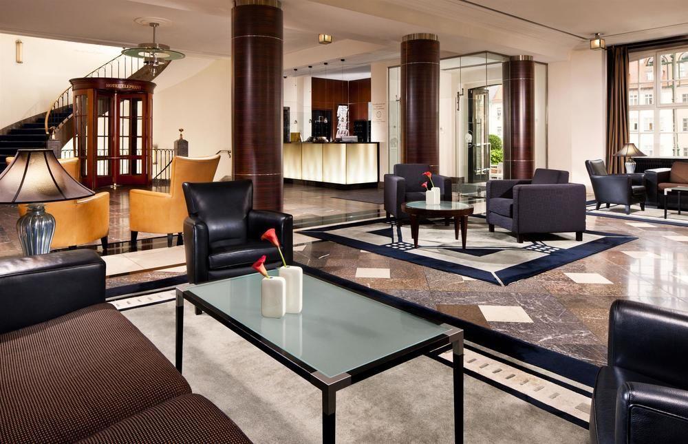 魏玛大象酒店-傲途格精选 外观 照片 The lobby of the hotel