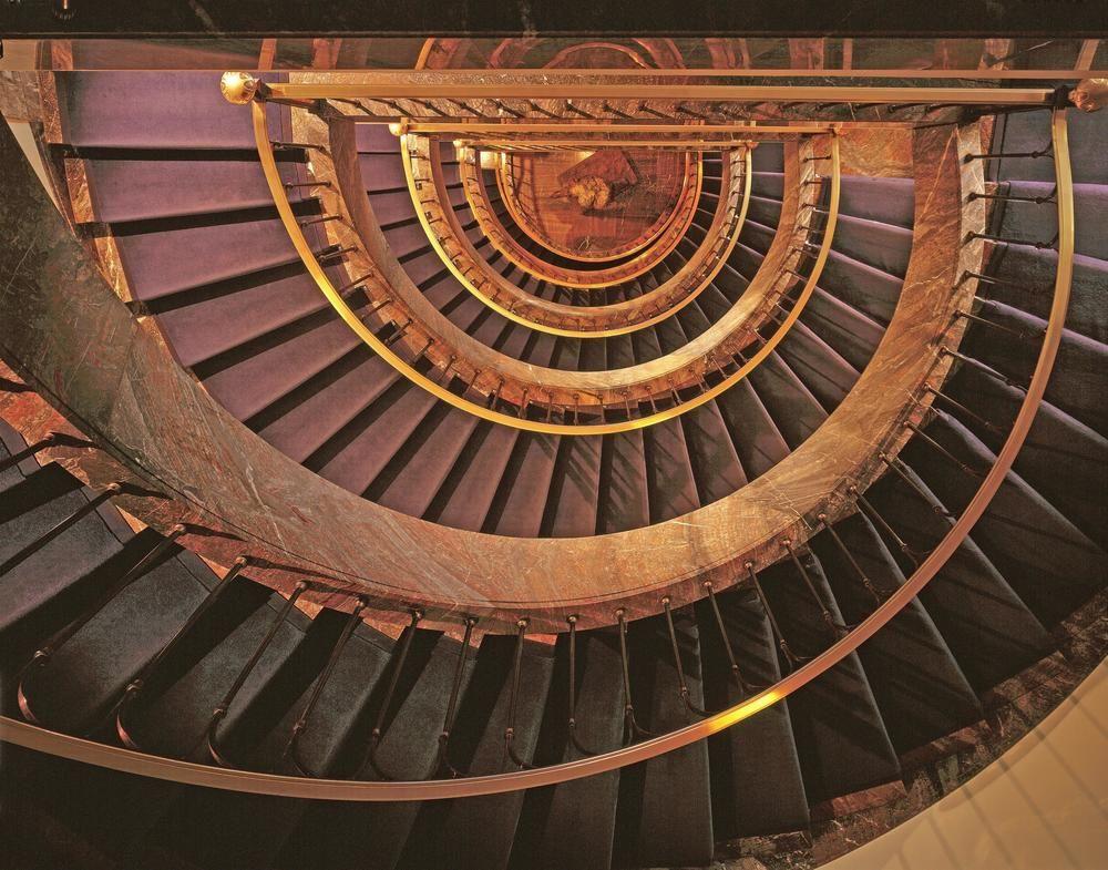 魏玛大象酒店-傲途格精选 外观 照片 Spiral staircase
