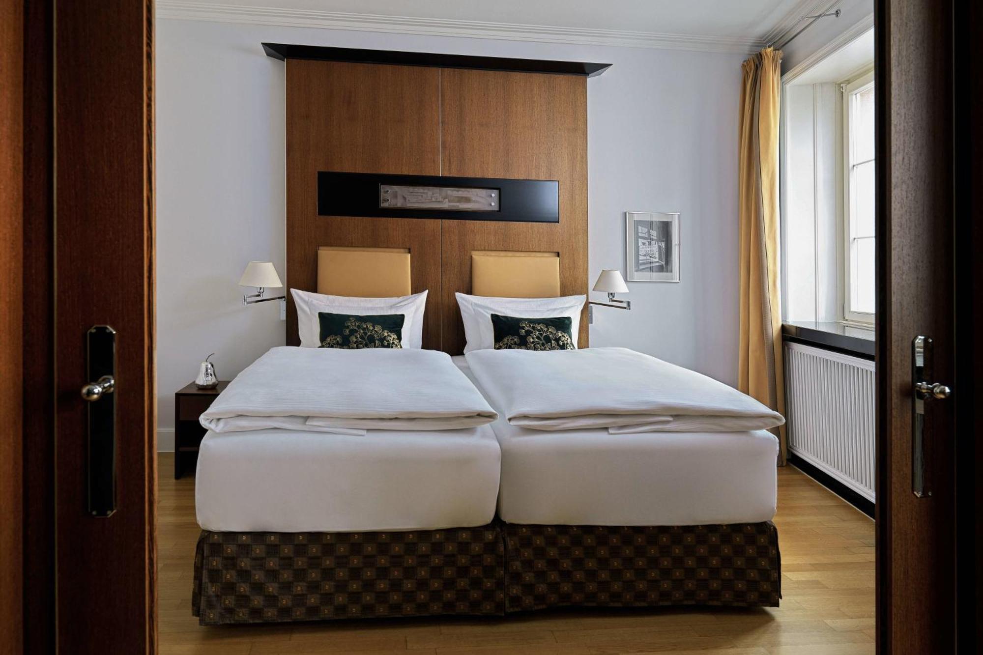 魏玛大象酒店-傲途格精选 外观 照片 A room at the Hotel de Saxe