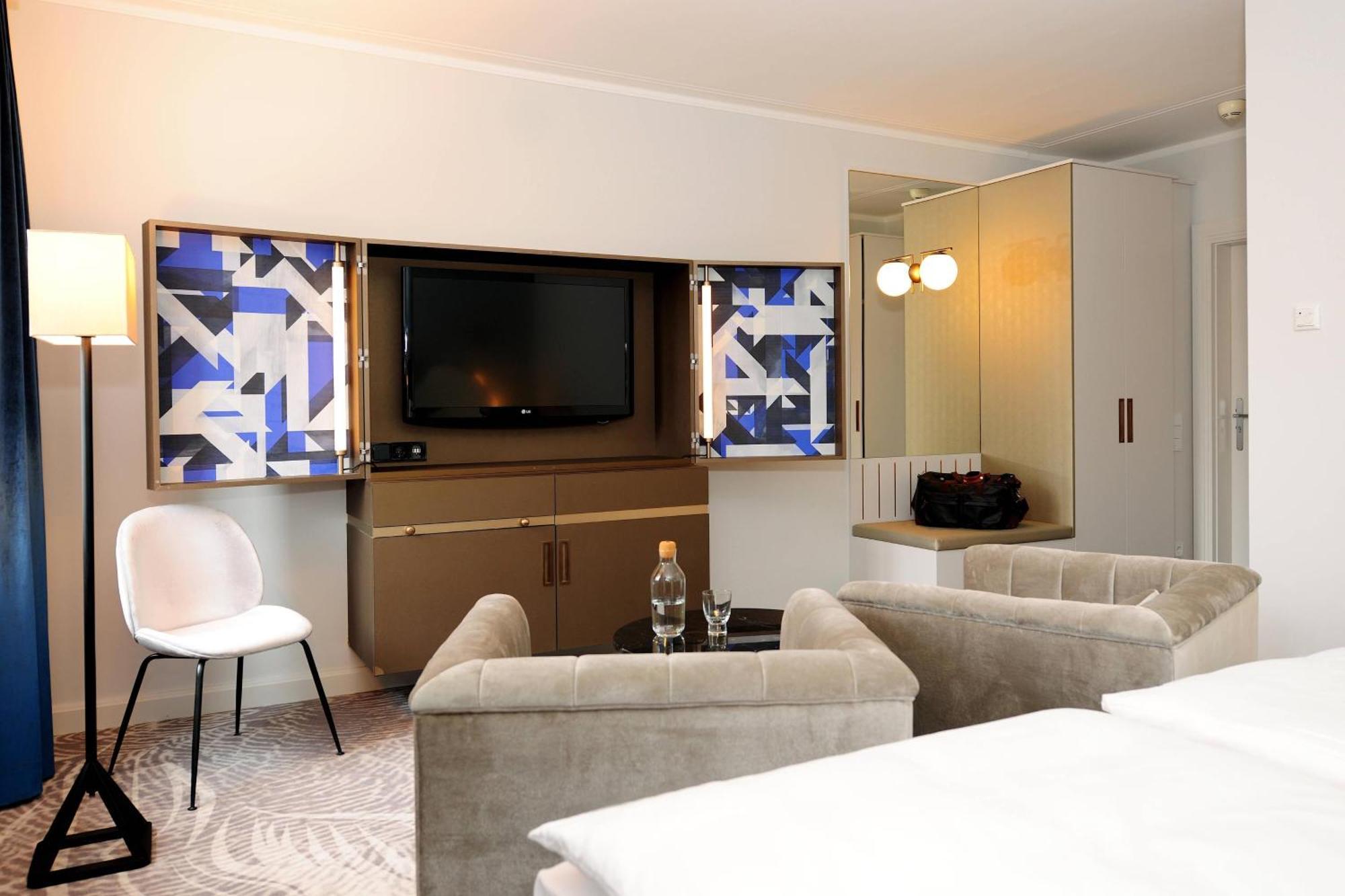 魏玛大象酒店-傲途格精选 外观 照片 A suite at the hotel