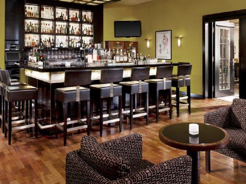 魏玛大象酒店-傲途格精选 外观 照片 The bar at the Westin